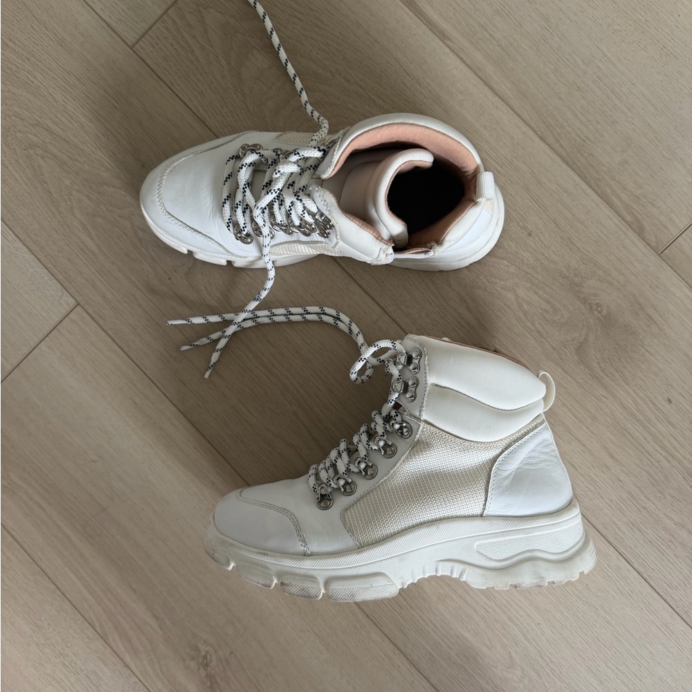 Aldo fashion boots white